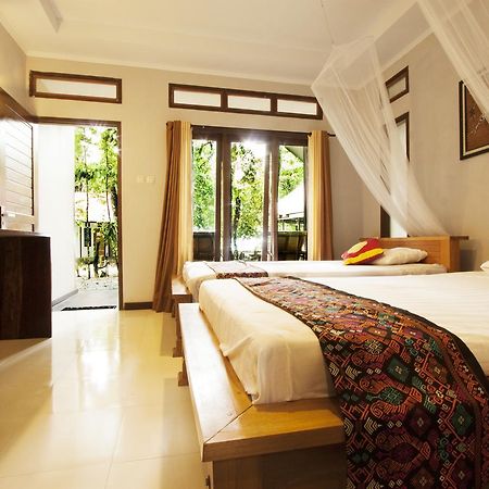 วายโว ไดฟ์ รีสอร์ต ราจา อัมพัต Hotel Rabia ภายนอก รูปภาพ