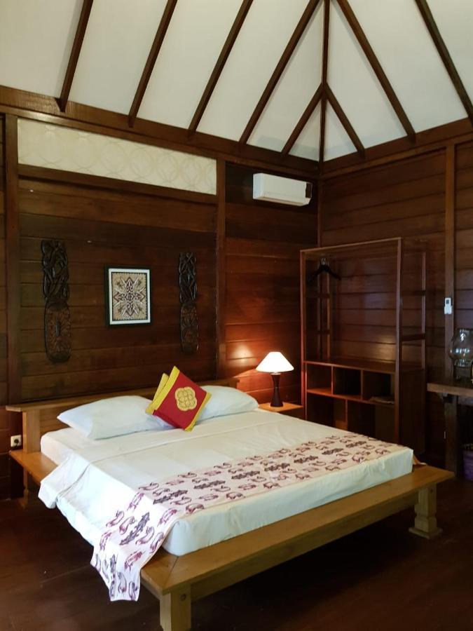 วายโว ไดฟ์ รีสอร์ต ราจา อัมพัต Hotel Rabia ภายนอก รูปภาพ