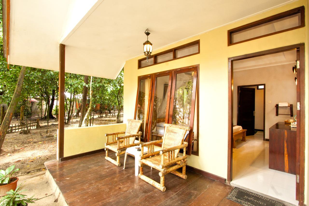 วายโว ไดฟ์ รีสอร์ต ราจา อัมพัต Hotel Rabia ภายนอก รูปภาพ