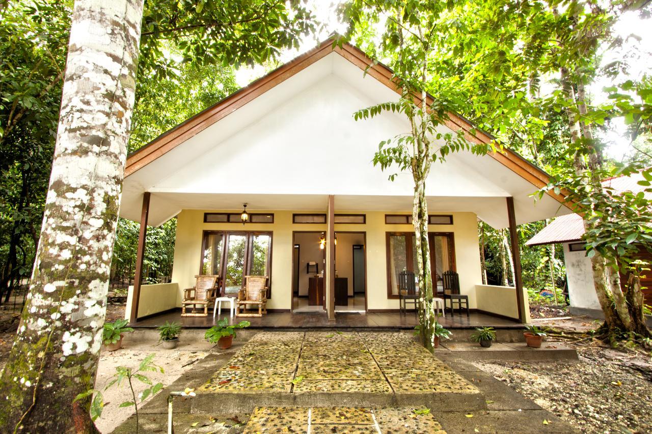 วายโว ไดฟ์ รีสอร์ต ราจา อัมพัต Hotel Rabia ภายนอก รูปภาพ