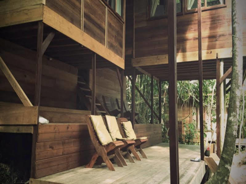 วายโว ไดฟ์ รีสอร์ต ราจา อัมพัต Hotel Rabia ภายนอก รูปภาพ